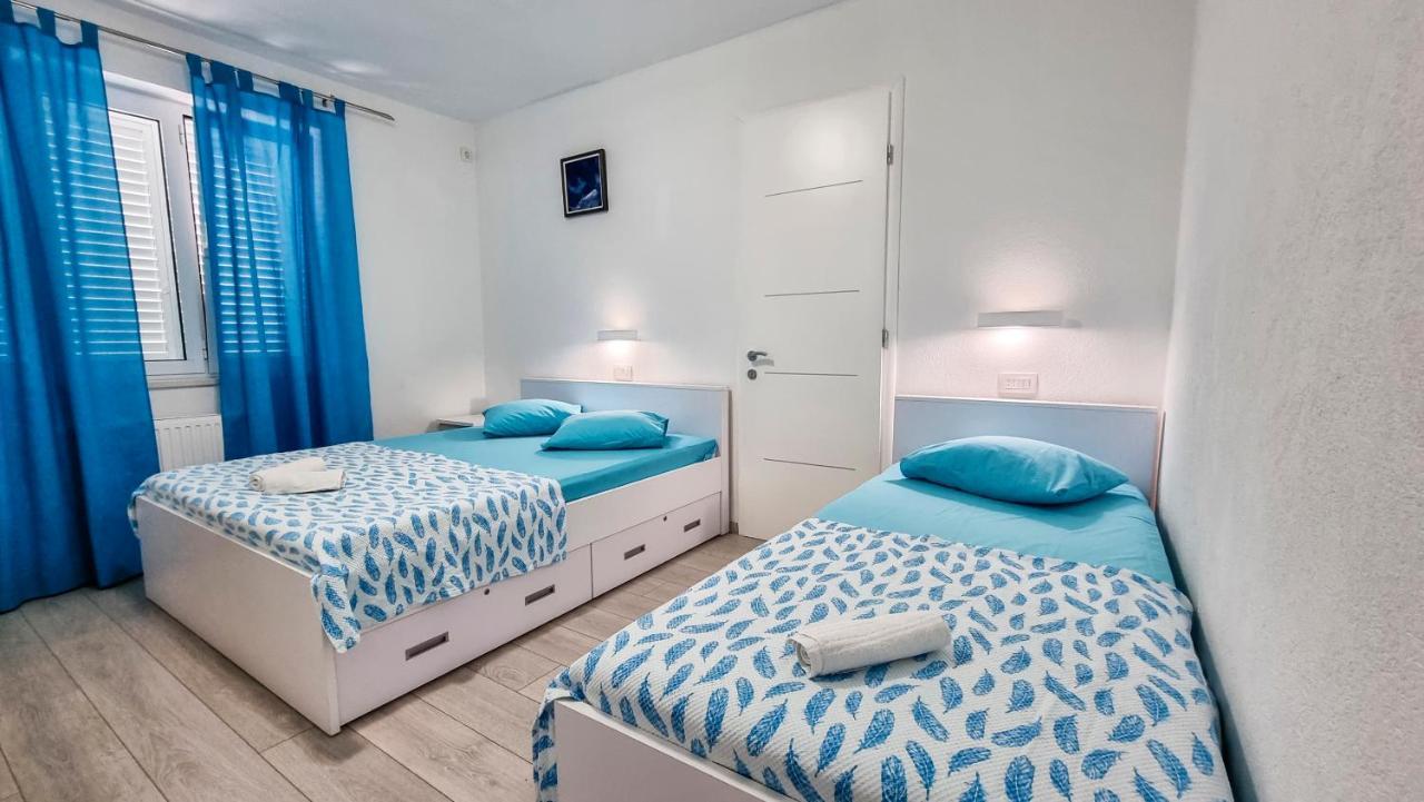 Deluxe Apartment F & M Tučepi Exteriör bild