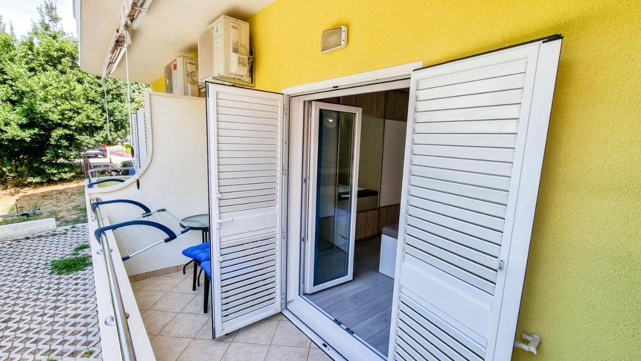 Deluxe Apartment F & M Tučepi Exteriör bild