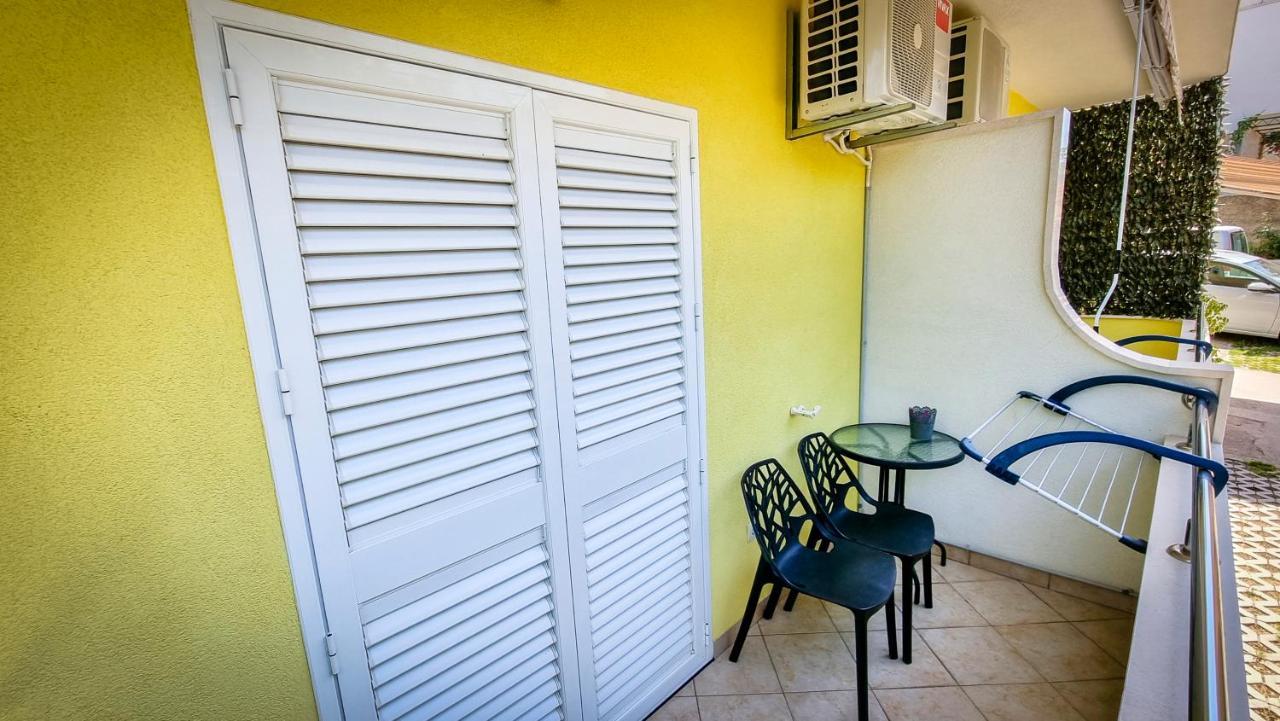 Deluxe Apartment F & M Tučepi Exteriör bild