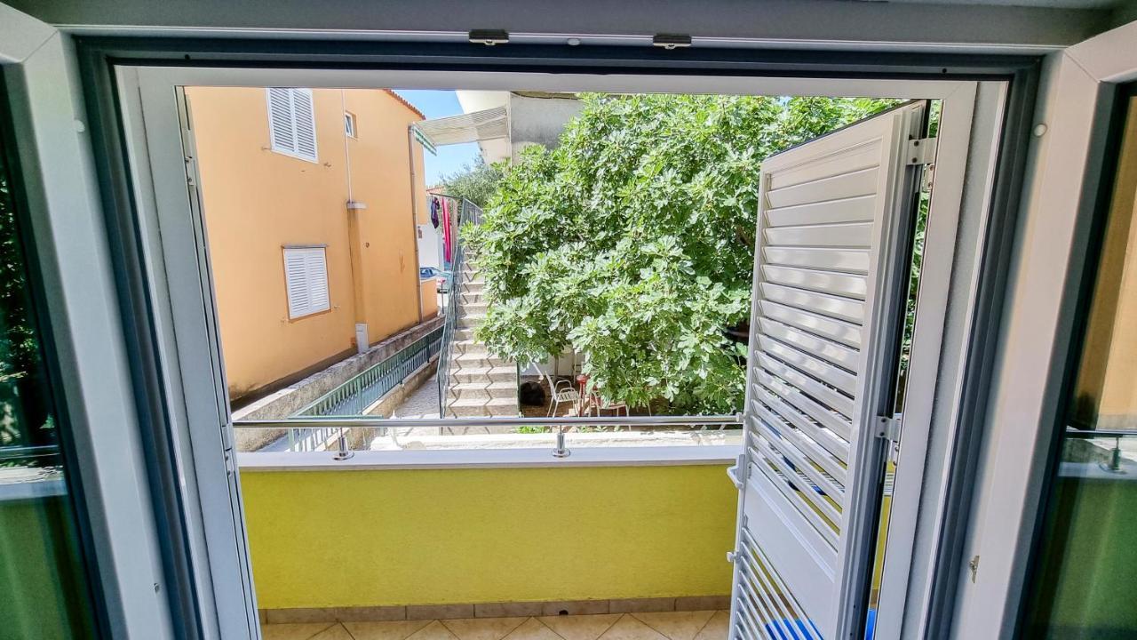 Deluxe Apartment F & M Tučepi Exteriör bild