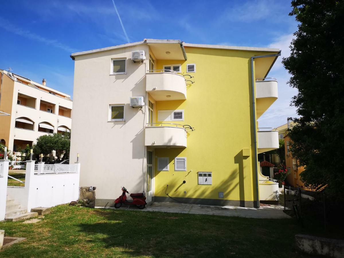 Deluxe Apartment F & M Tučepi Exteriör bild